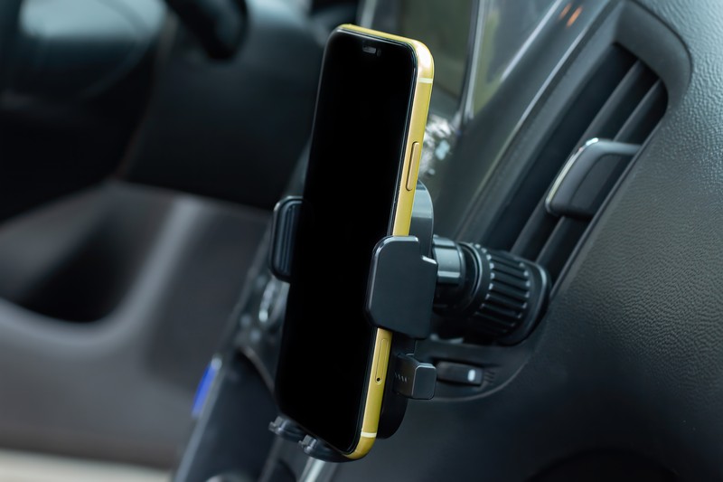 Suport auto Maxlife MXCH-07, pe parbriz, negru