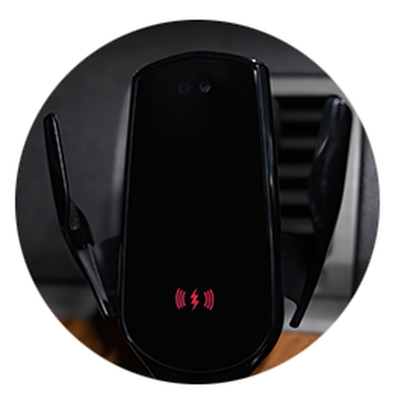 Suport auto Maxlife MXCH-08, prindere in grila de ventilatie, incarcare wireless 15 W, inchidere automata, negru
