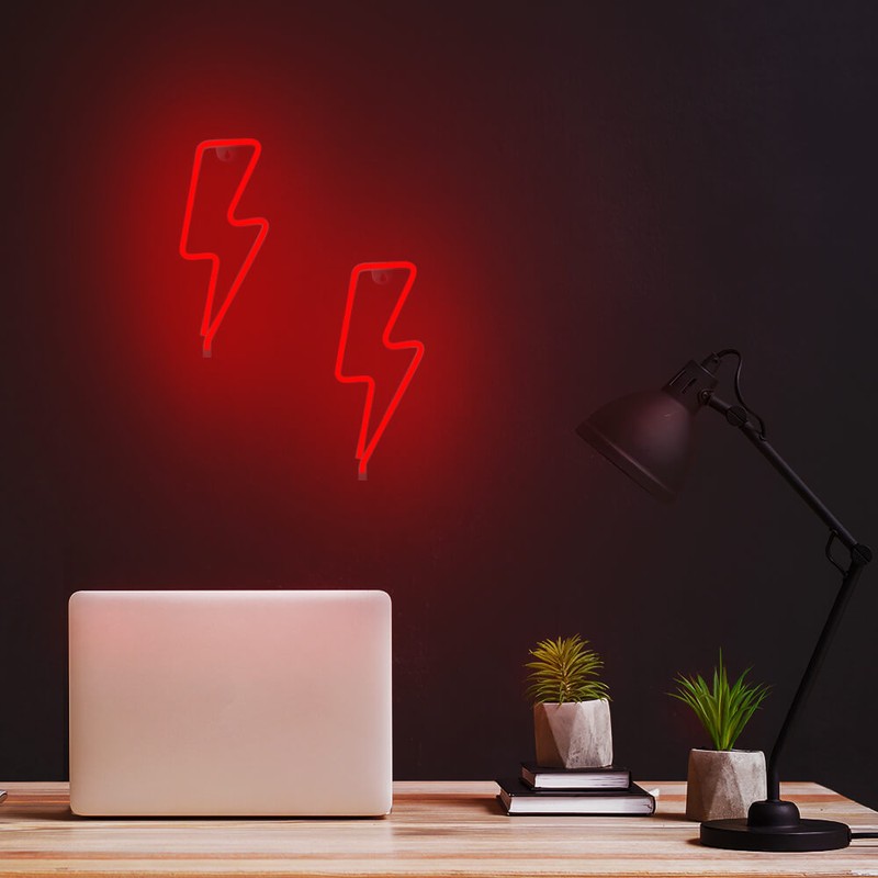 Neon LED Forever Light, Bolt, dimensiuni 130 x 20 x 340mm, cablu USB cu lungime 2m, alimentare USB sau 3xAA, rosu