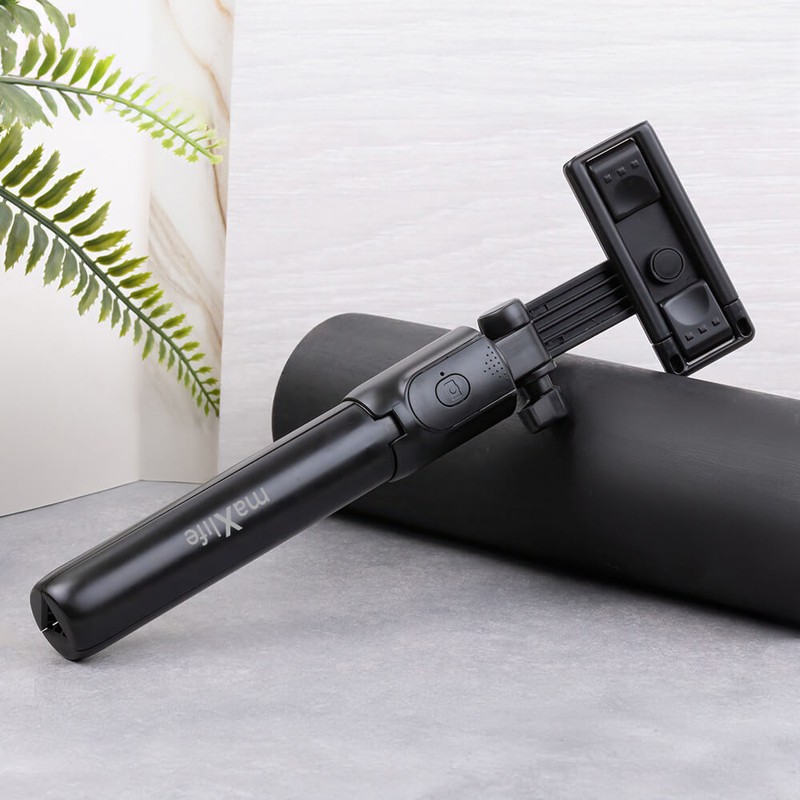 Selfie stick Maxlife Bluetooth tripod MXST-100, tija 69 cm, rotire 360 °, telecomanda, Negru