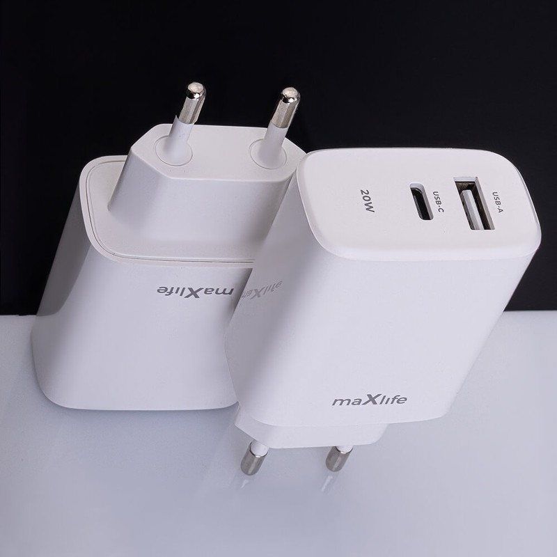Incarcator Maxlife MXTC-10-20AC, PD QC 20 W, 1x USB-C + 1x USB, alb